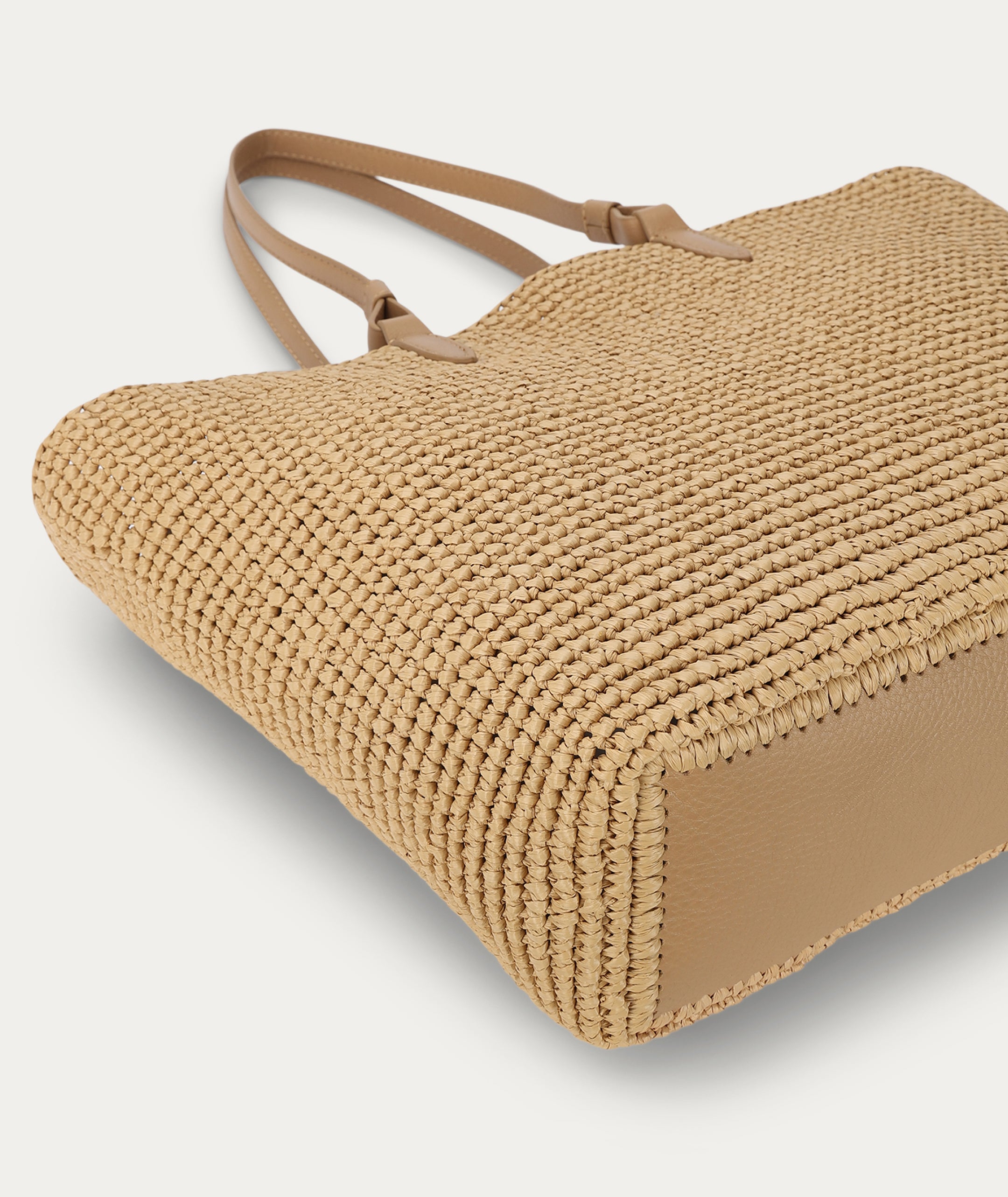 Mr Bandit Tote - Natural Raffia