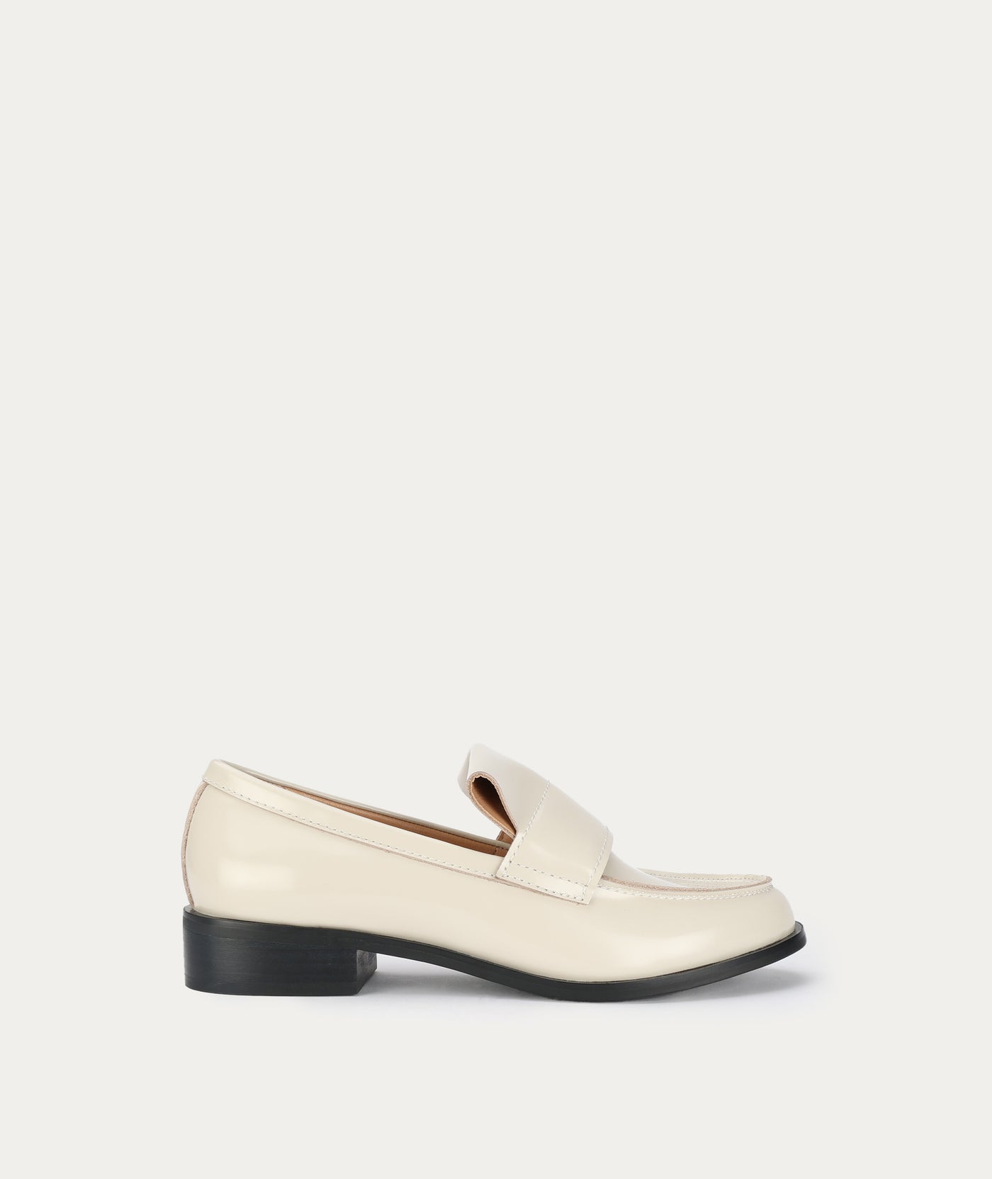 Cheval Loafer