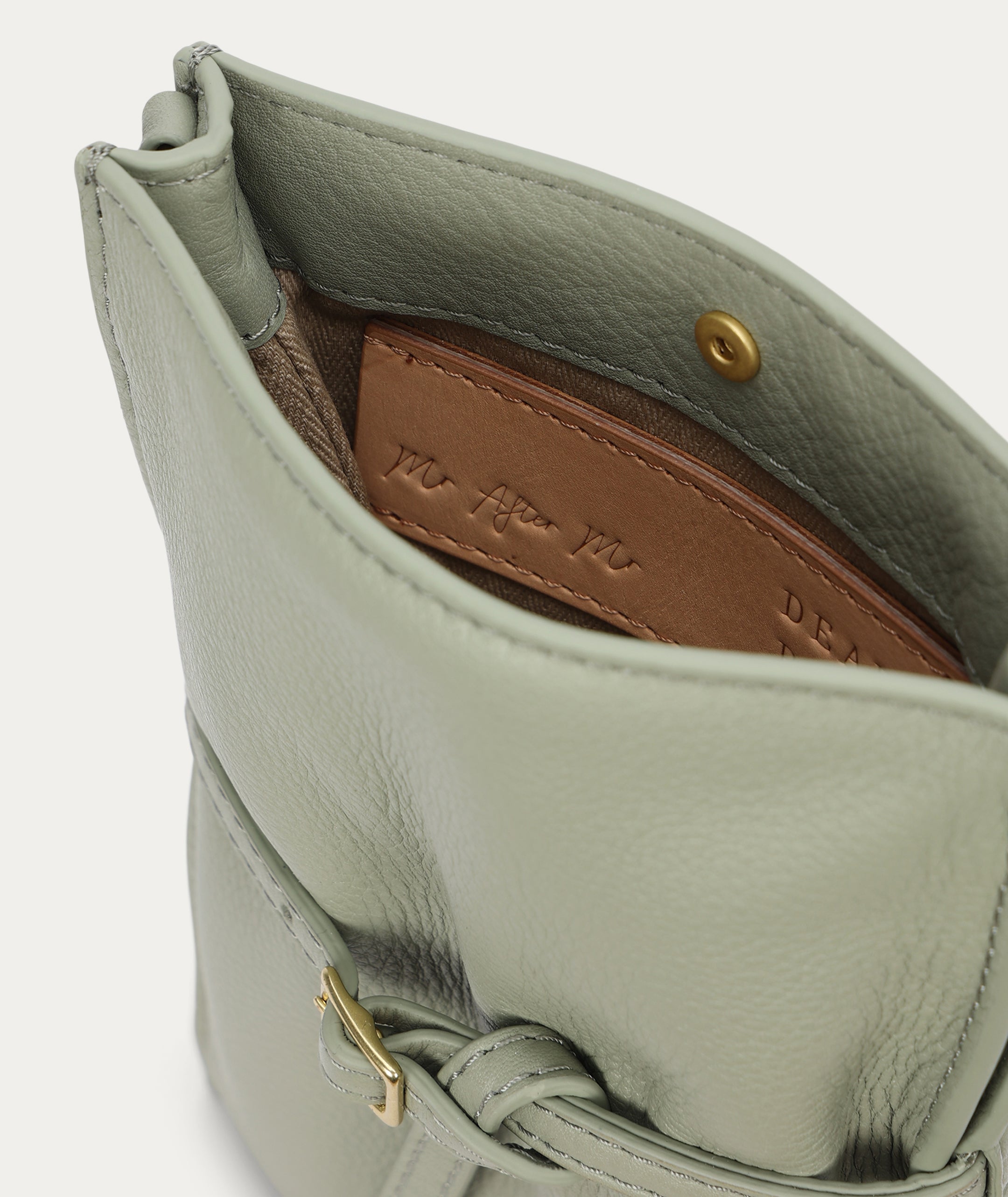 Mr Penny Pouchette - Kina