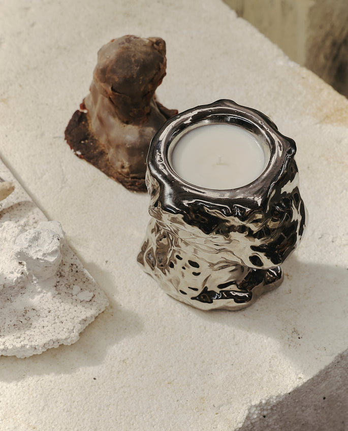 The Archaeology of Objects