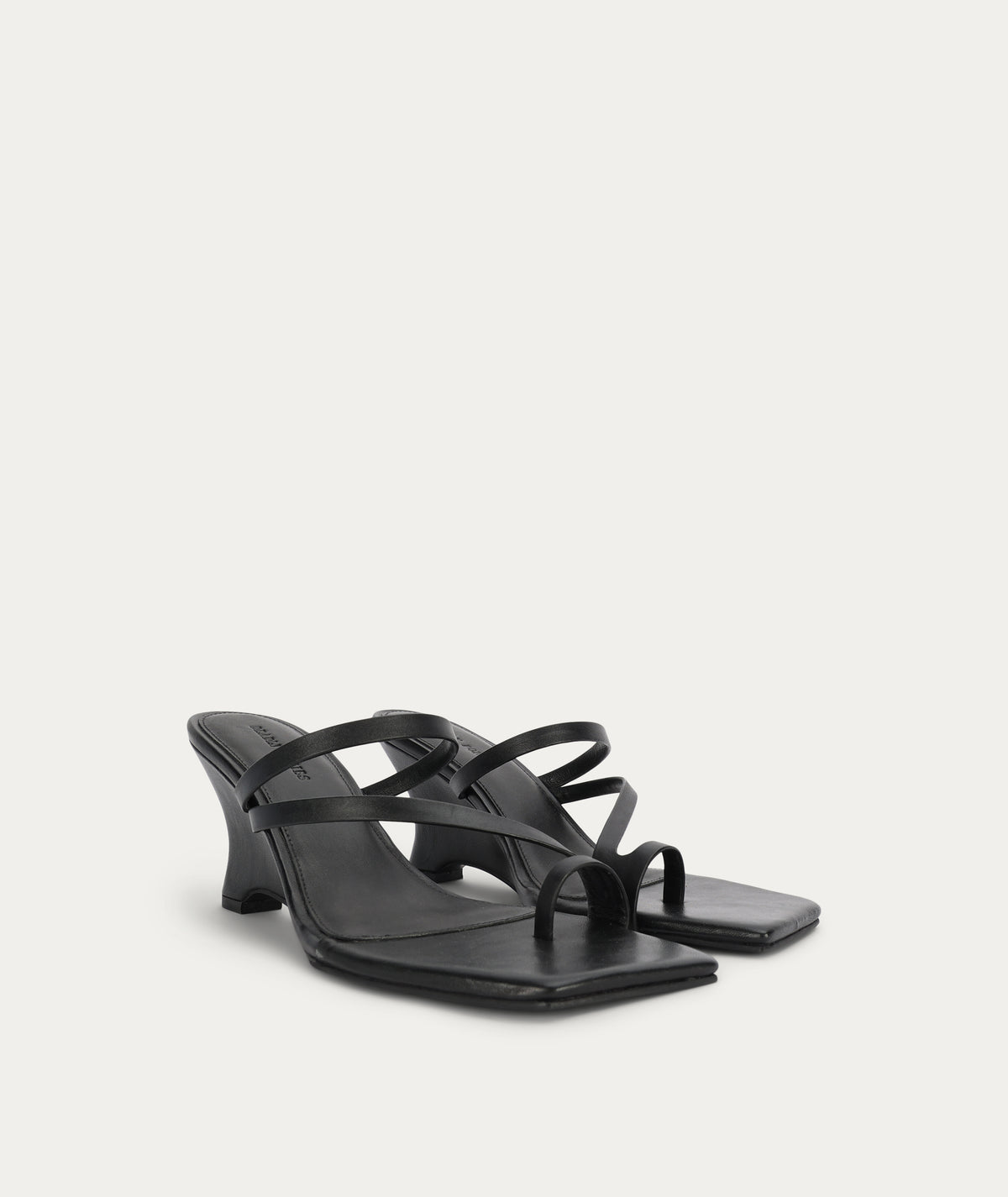 Ariadne  Wedge - Black