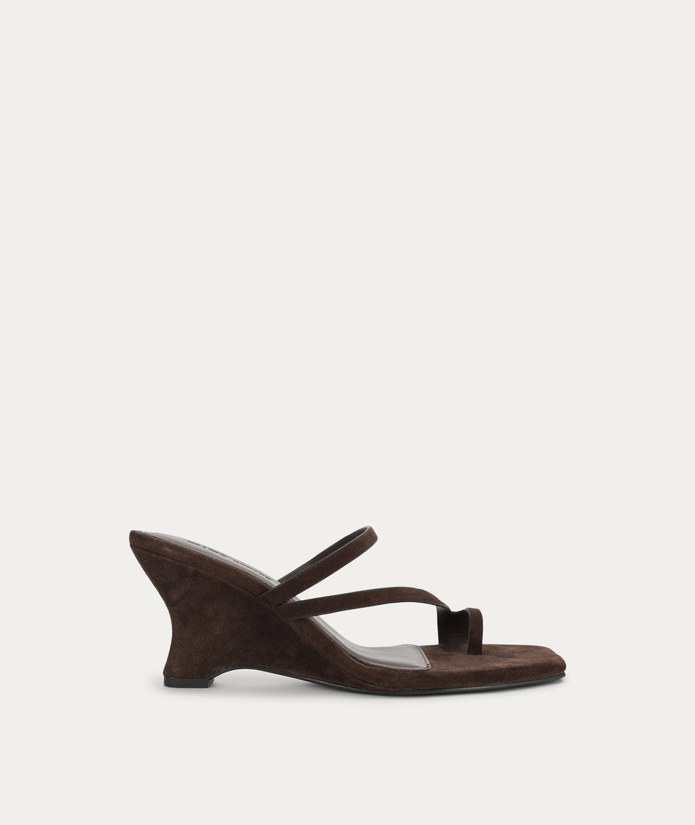 Ariadne Wedge - Java Suede