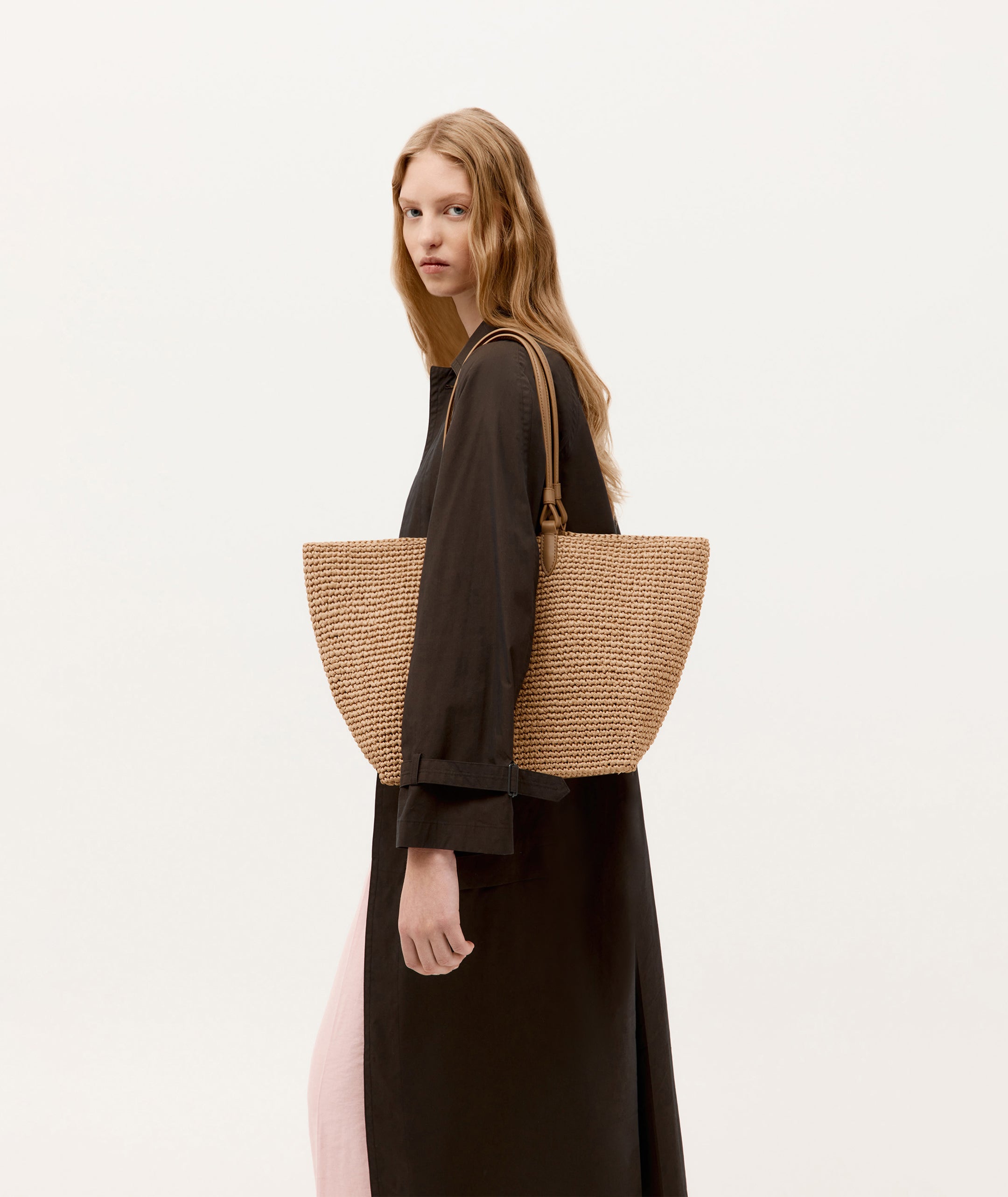 Mr Bandit Tote - Natural Raffia