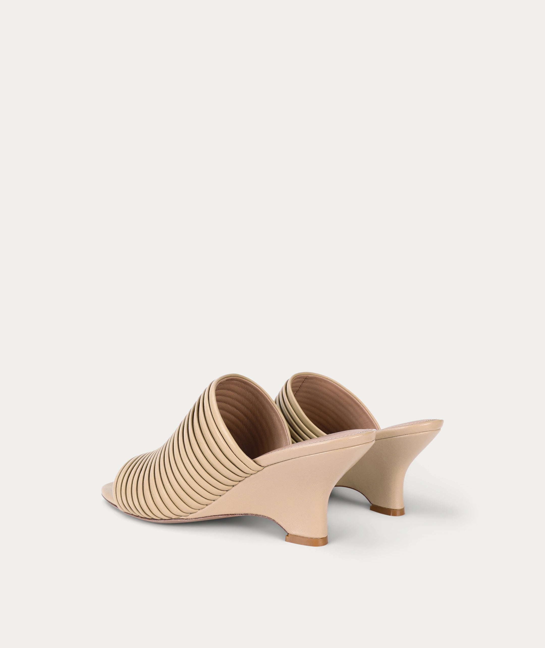 Caballo Mule - Porcini Pleated