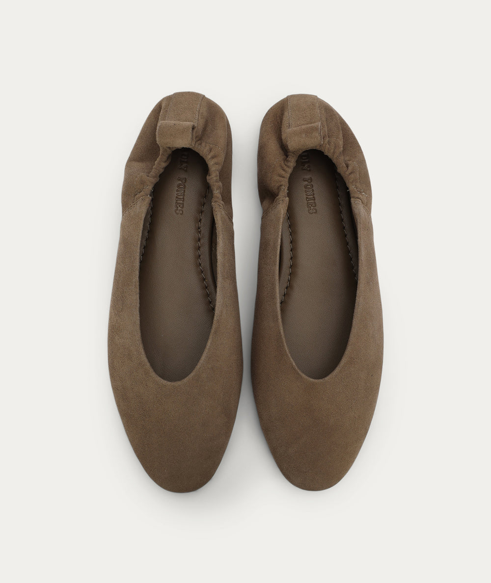 Cinch Flat - Dune Suede