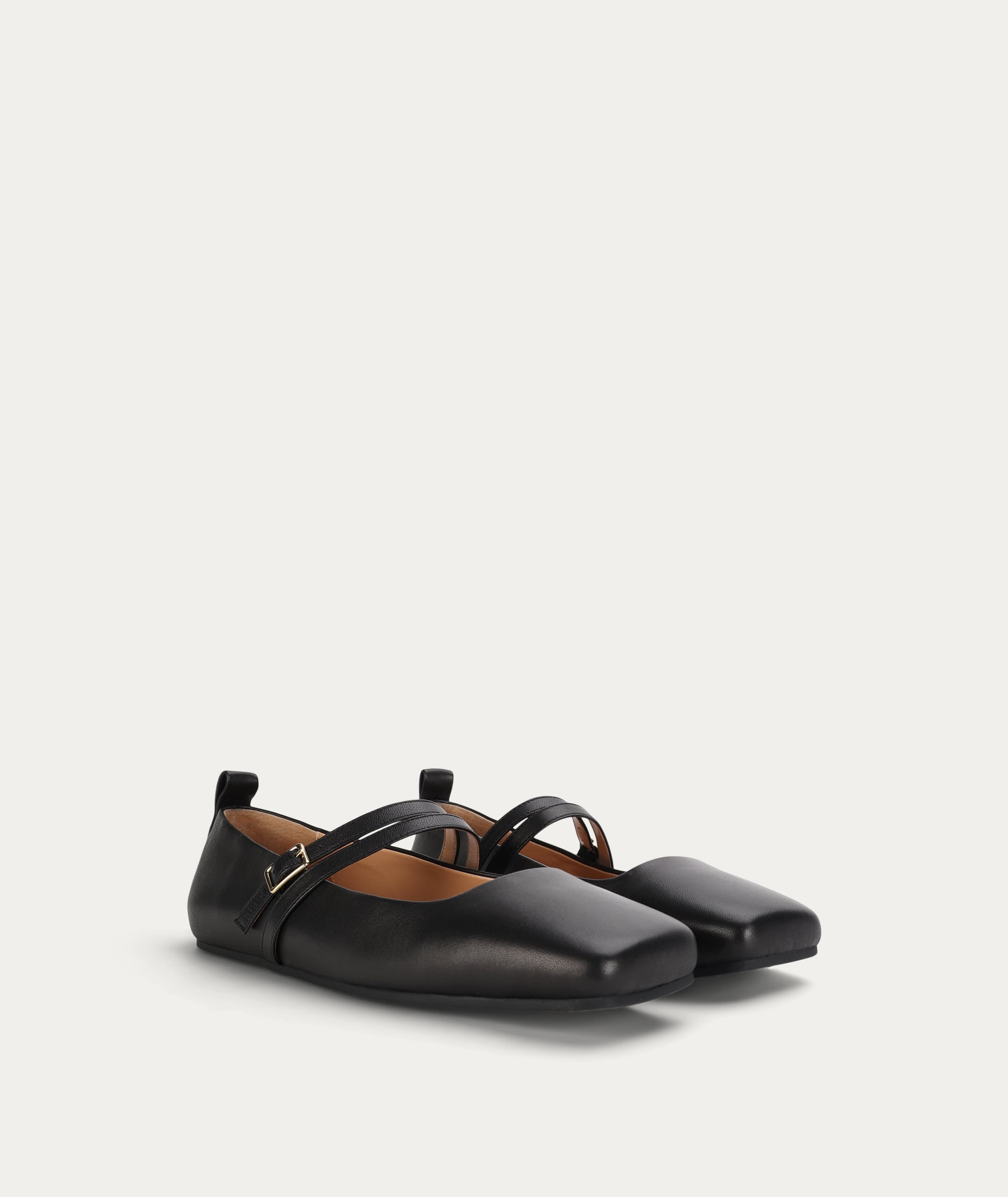 Diomedes Flat - Black