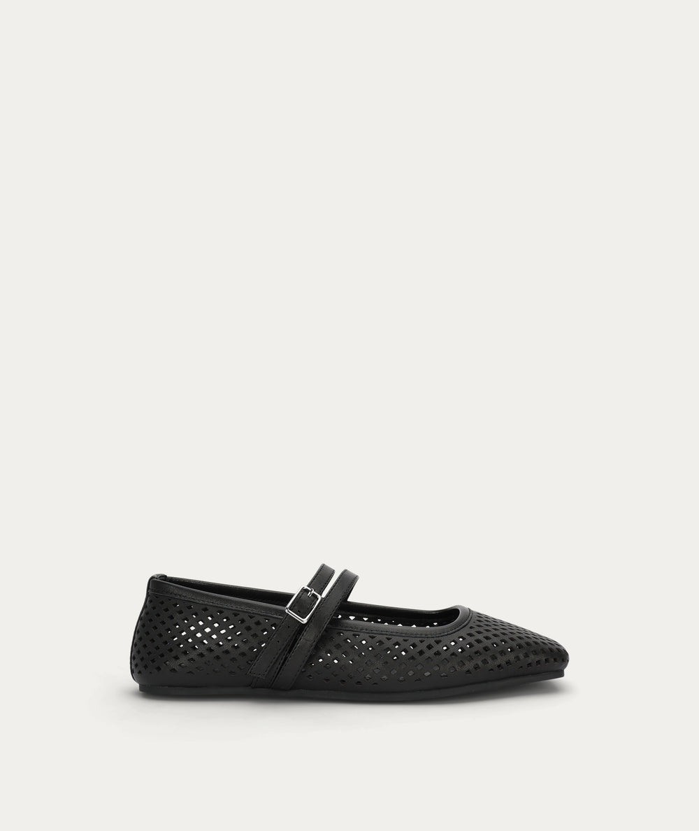 Diomedes Flat - Black Perforated