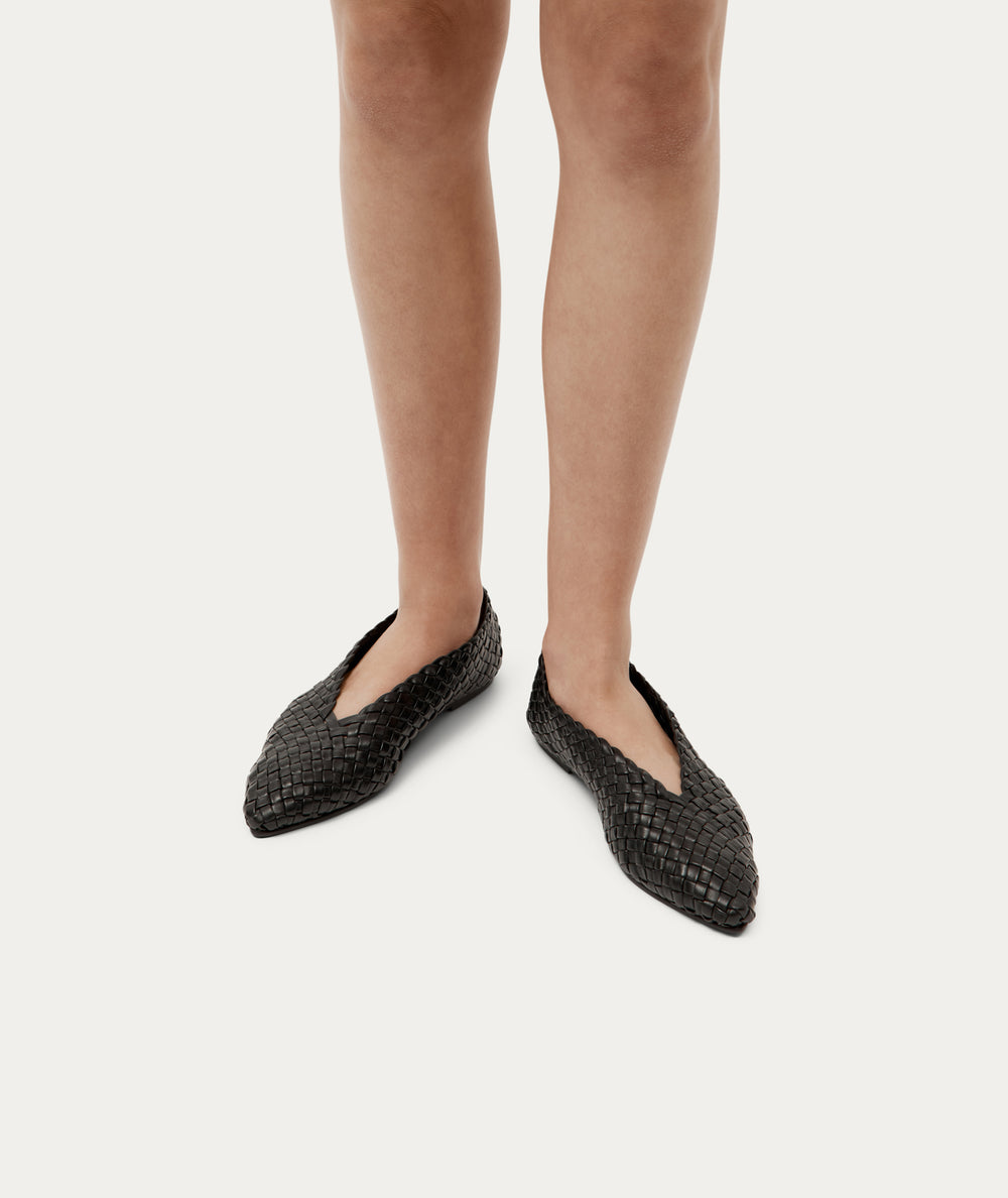 Epona Flat - Black Woven