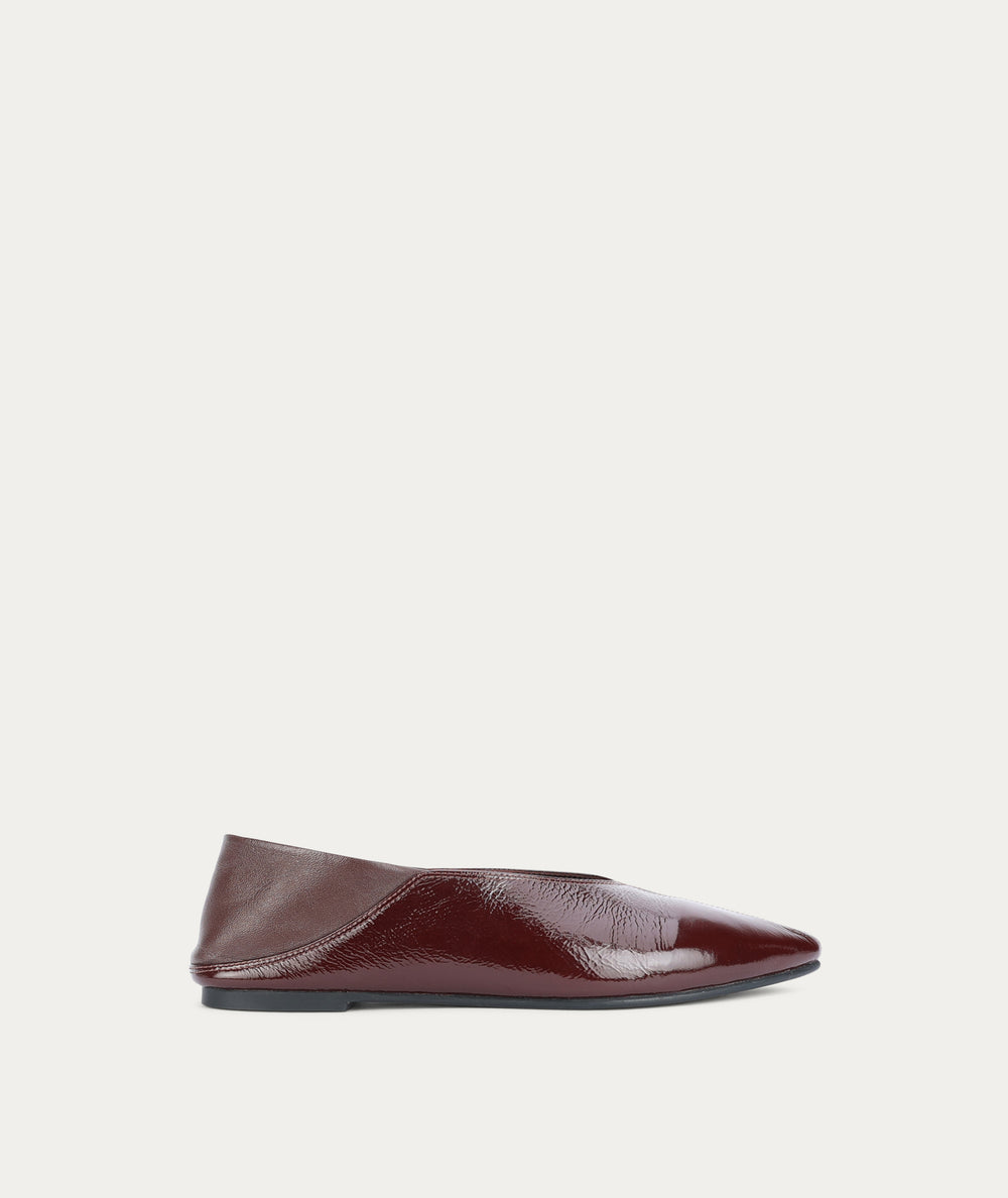 Epona Flat - Burgundy Patent