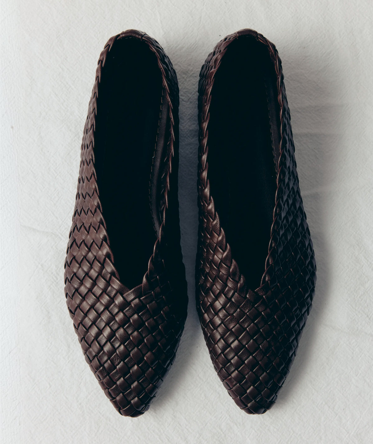 Epona Flat - Dark Cherry Woven