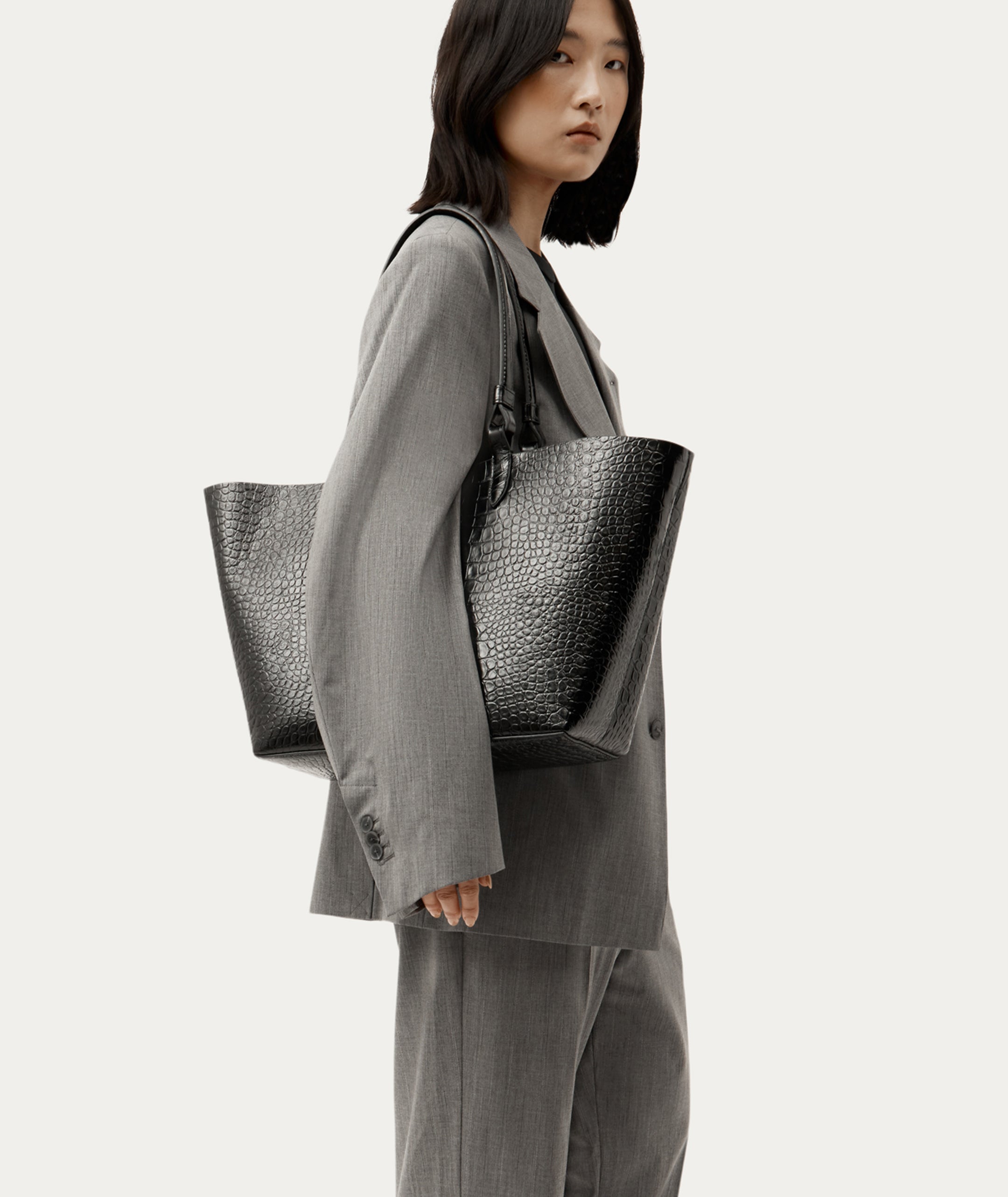 Large Bandit Tote - Black Croc