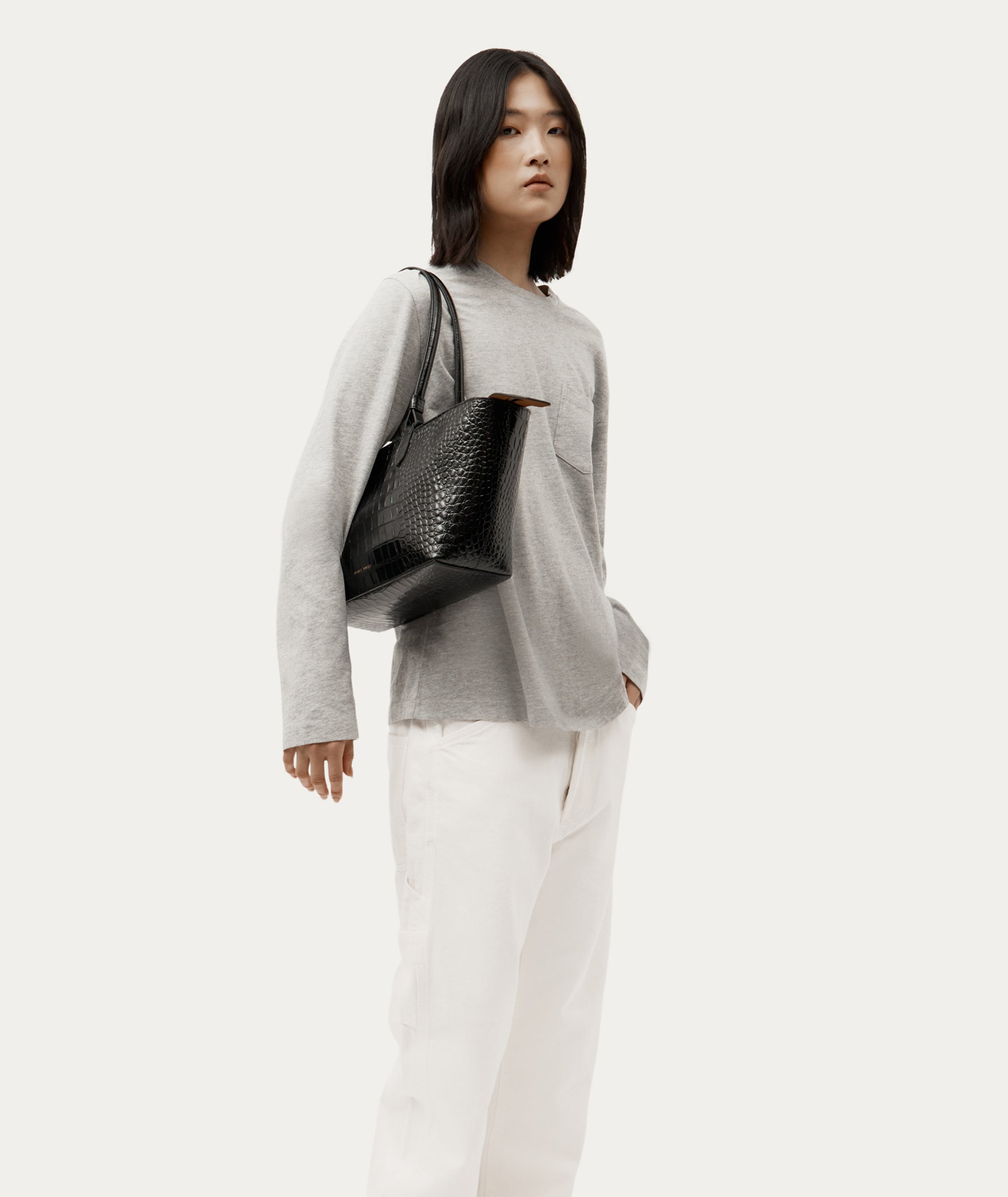 Medium Bandit Tote - Black Croc