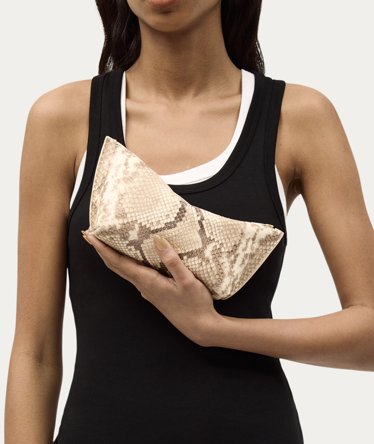 Medium Poucher - Desert Python