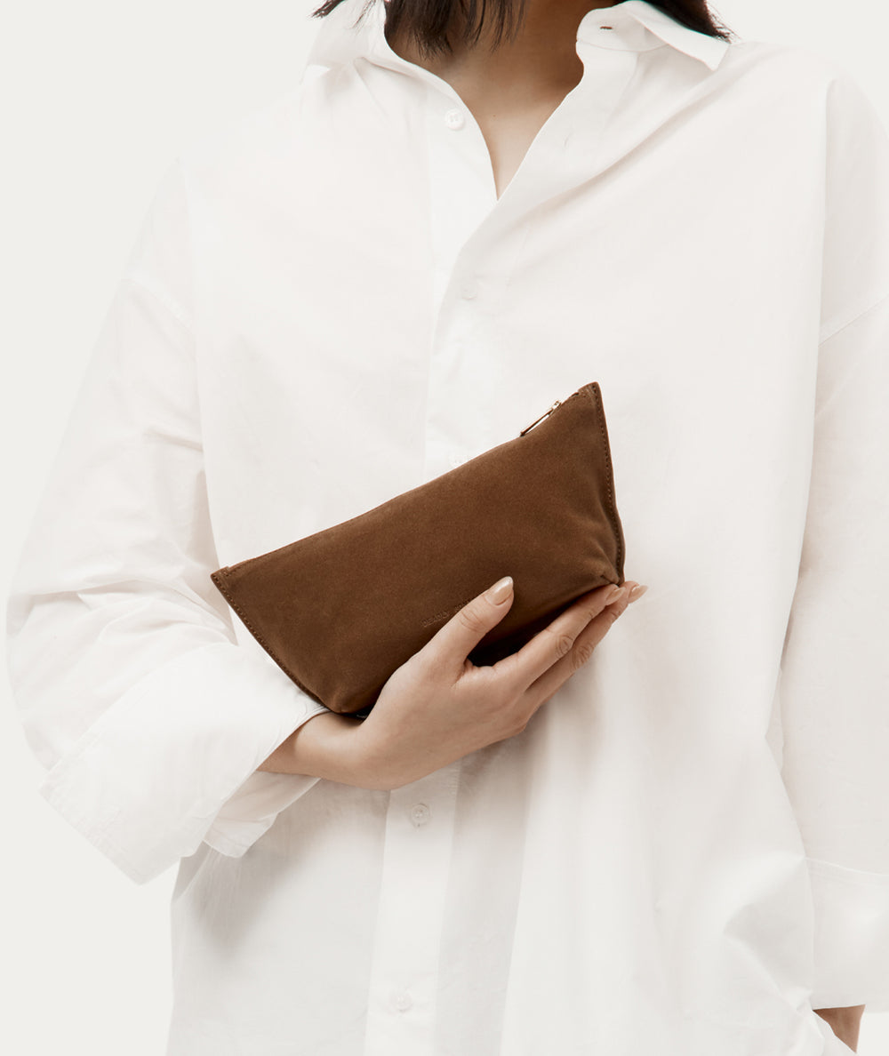 Medium Poucher - Hazel Suede