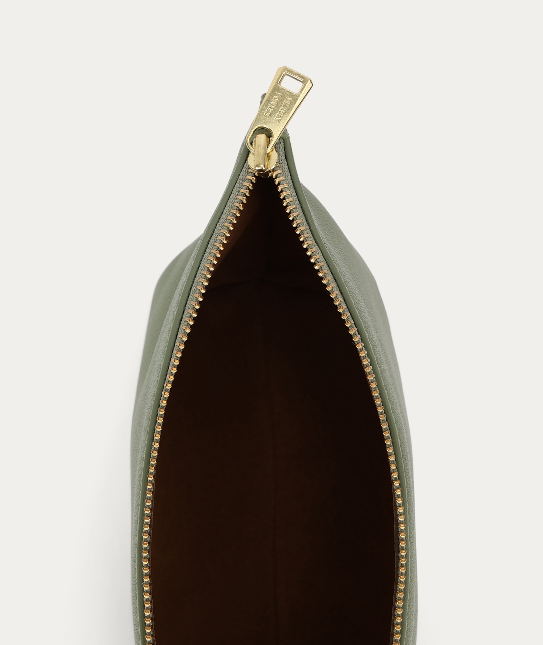 Medium Poucher - Sage