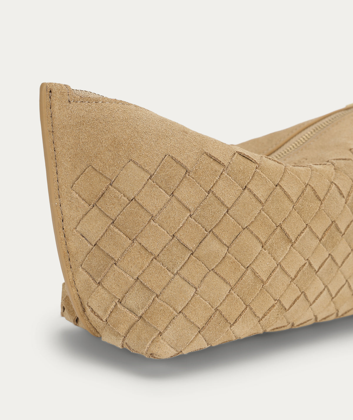 Medium Poucher - Oat Woven Suede