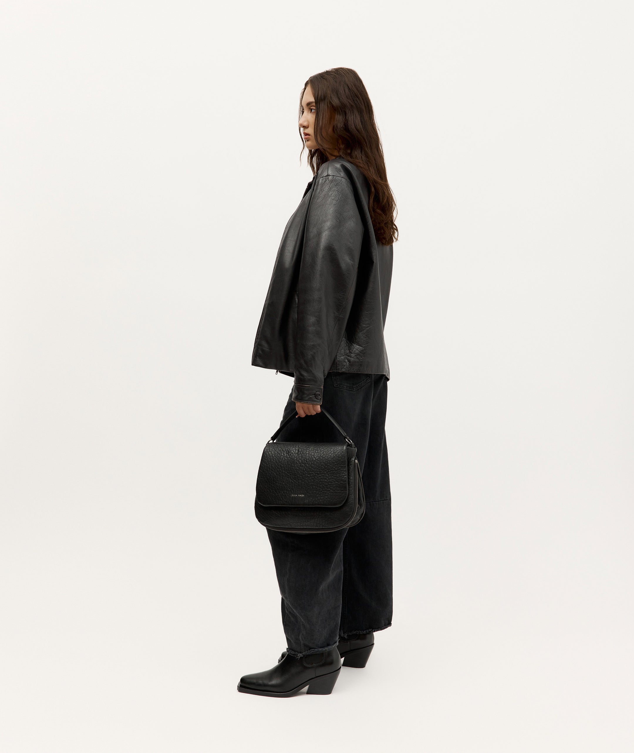 Mr Caiman - Black Bulle/Gunmetal