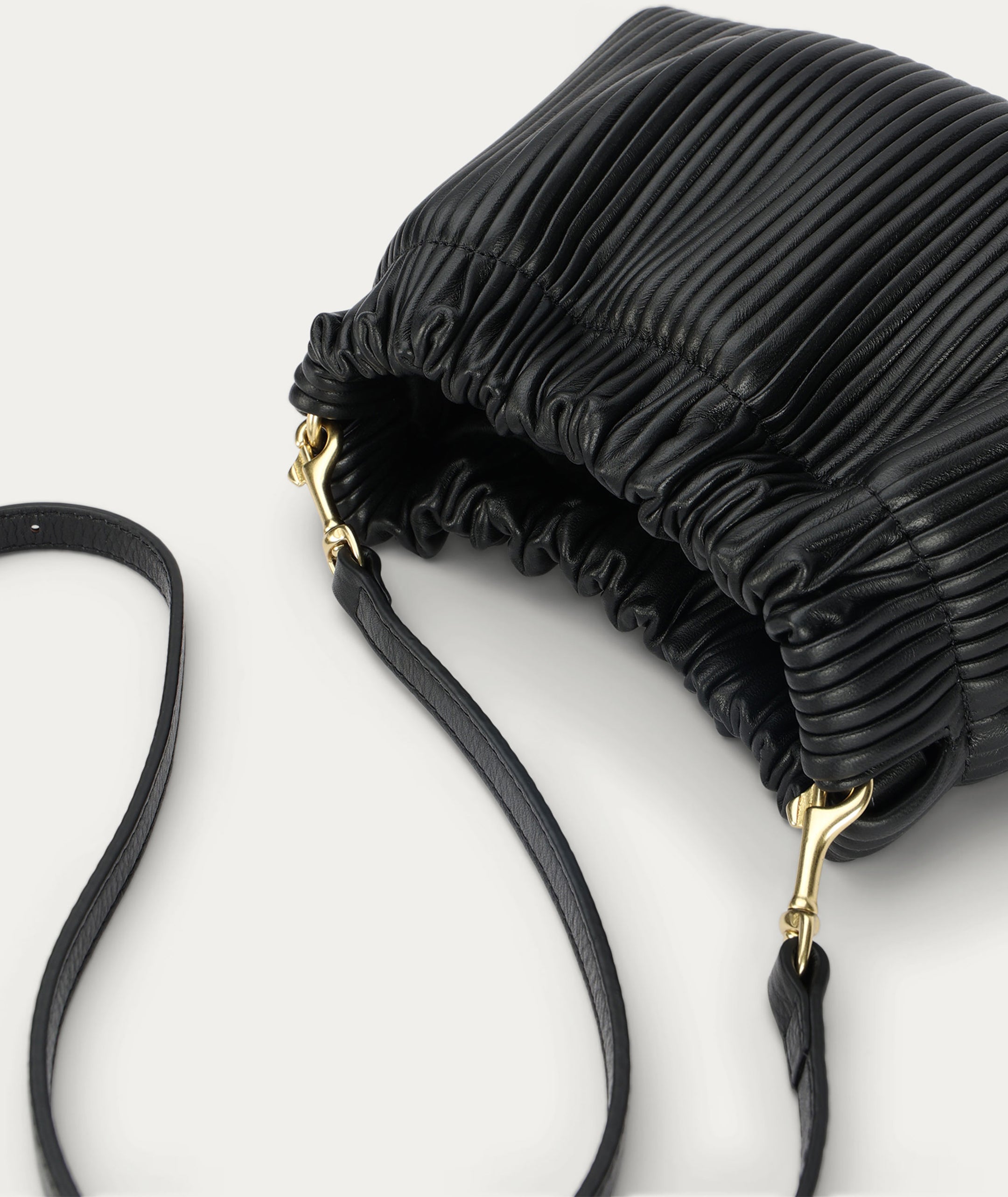 Mr Cinch Mini - Black Pleated
