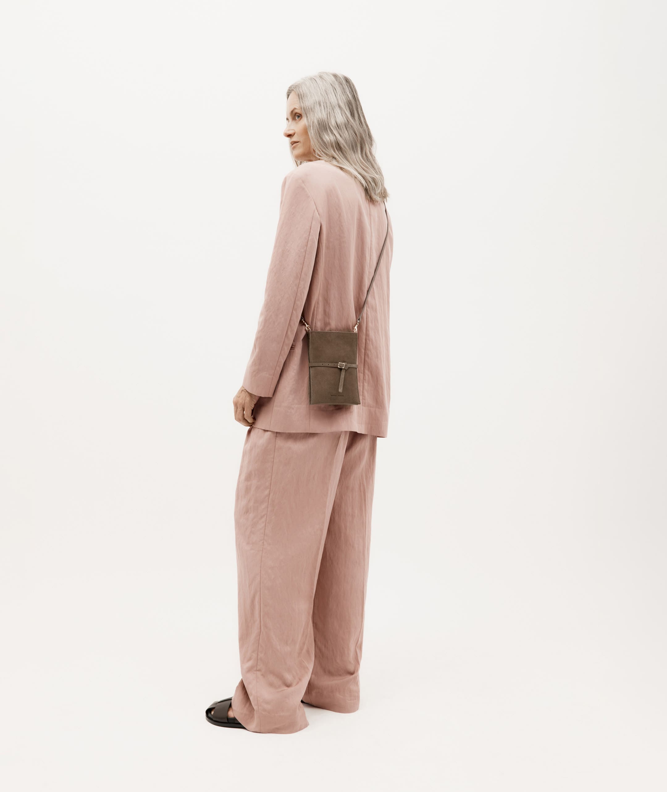 Mr Penny Pouchette - Donkey Suede