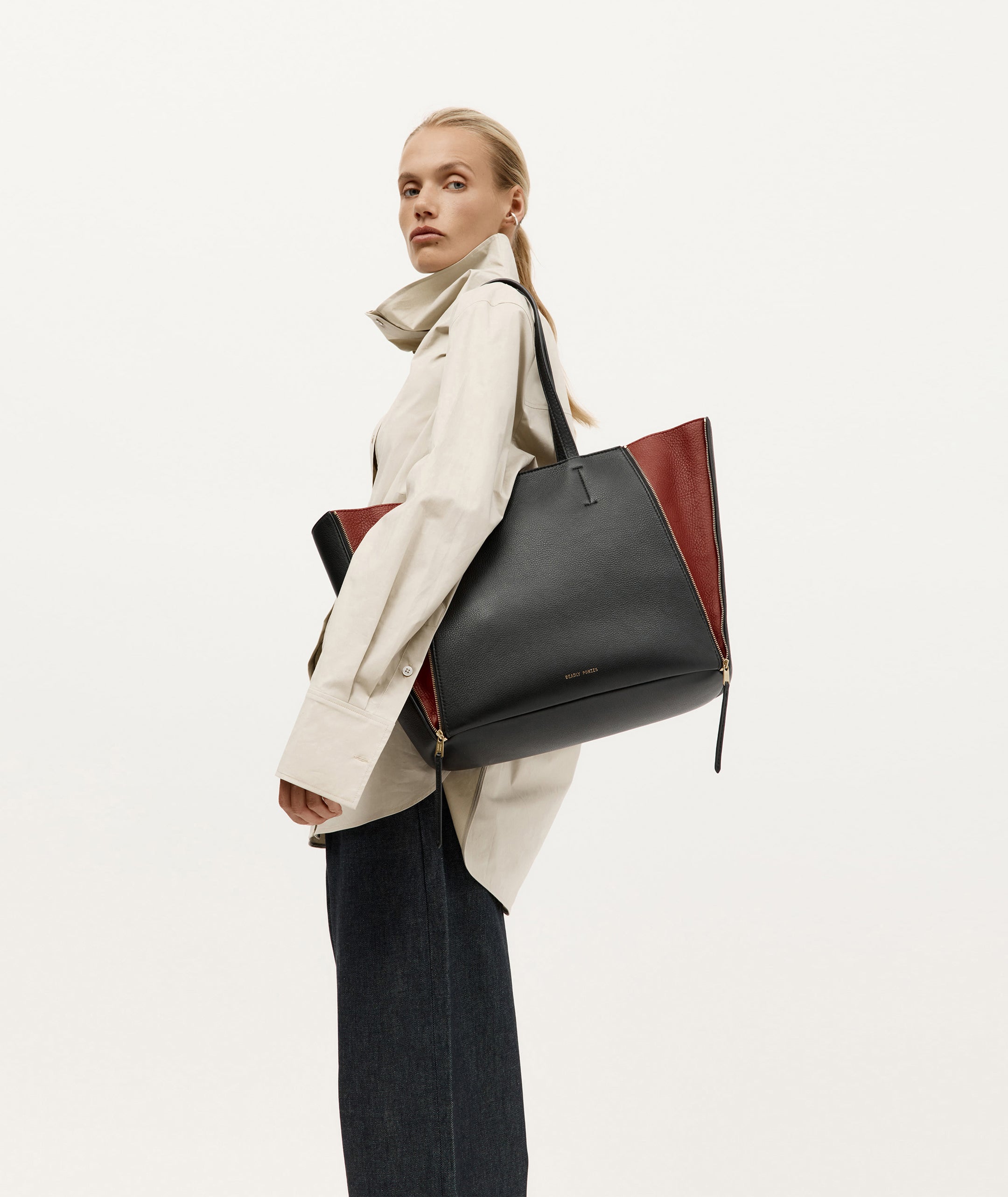 TOTE BAGS