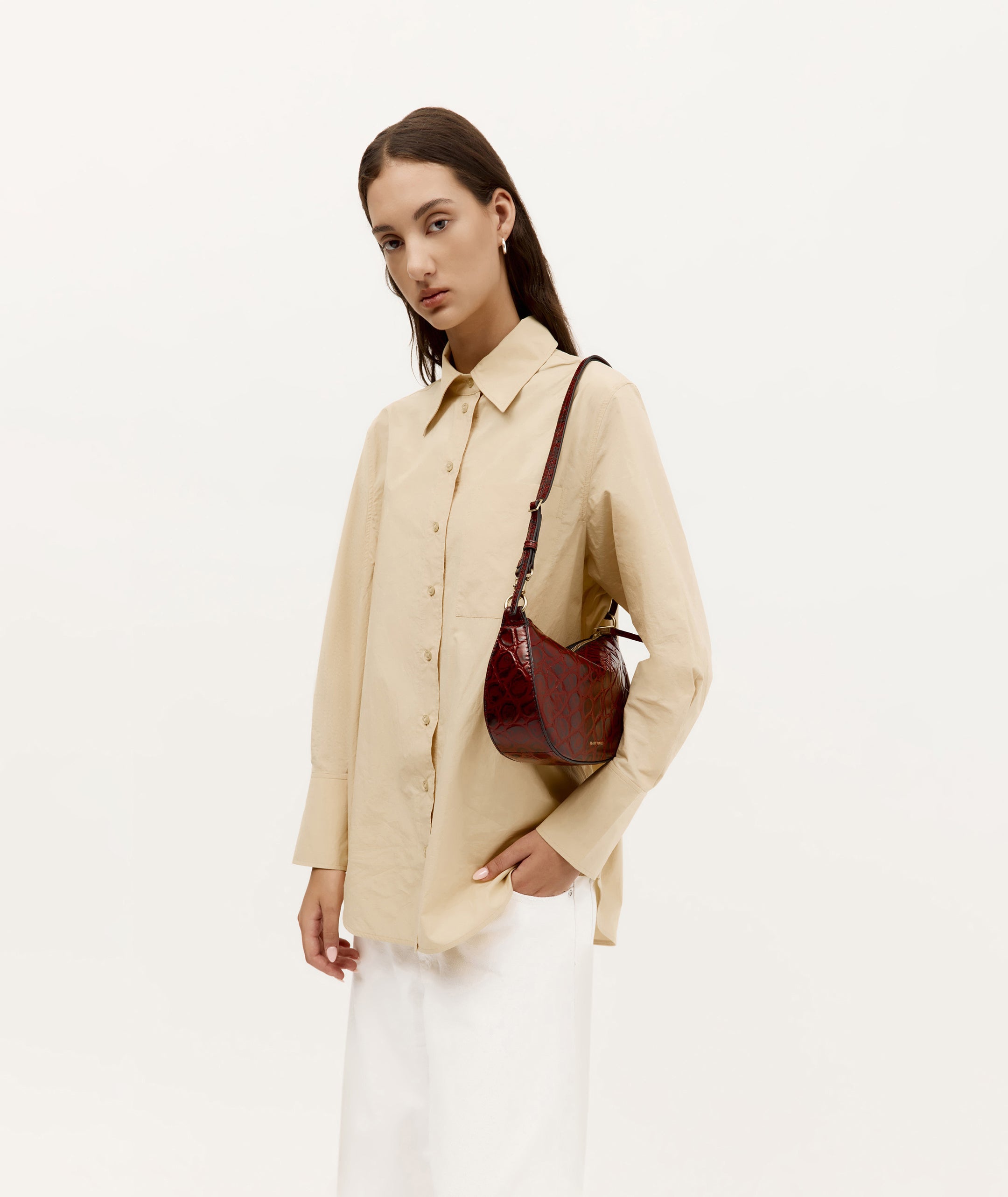 SHOULDER BAGS