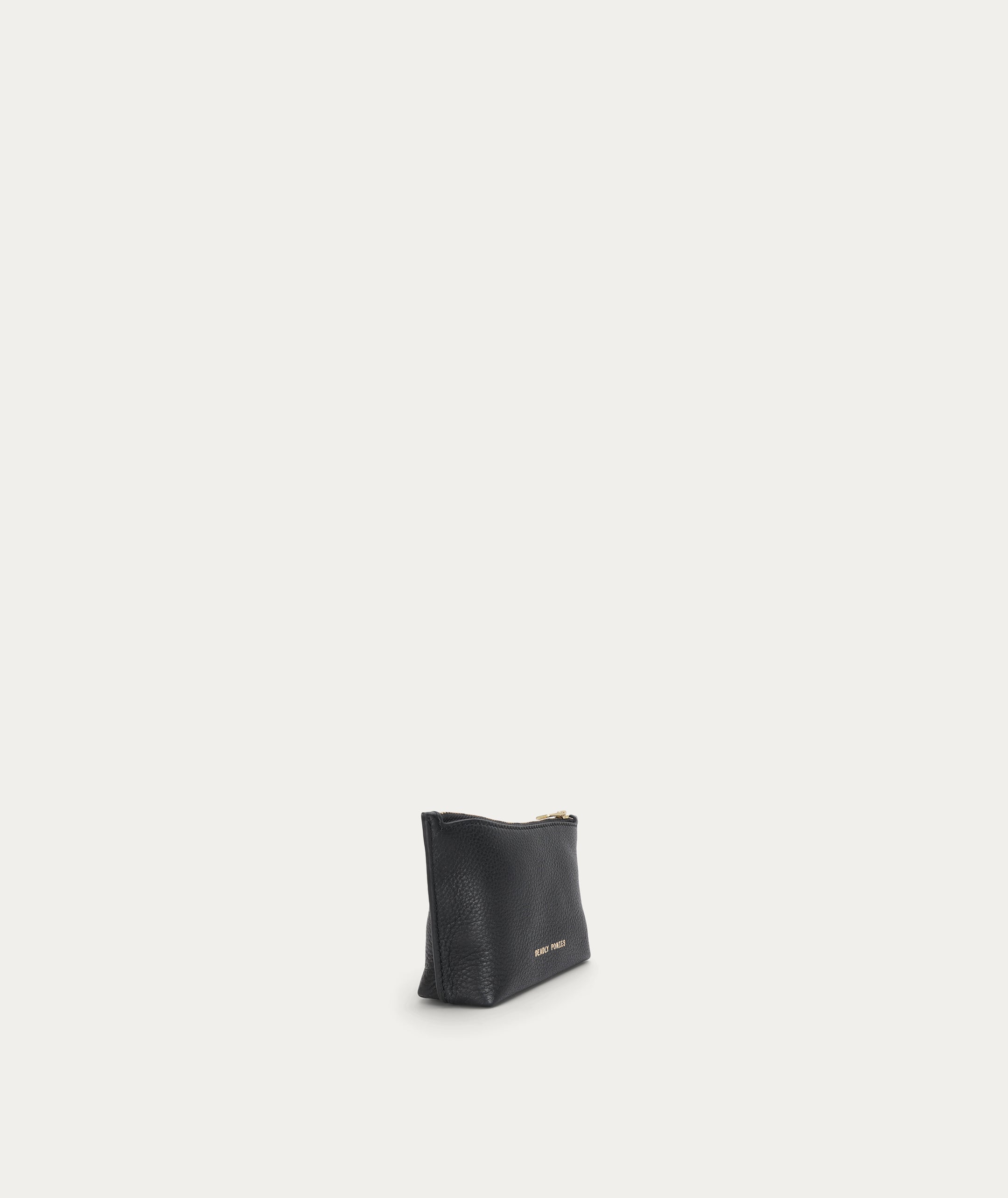 Poucher - Black