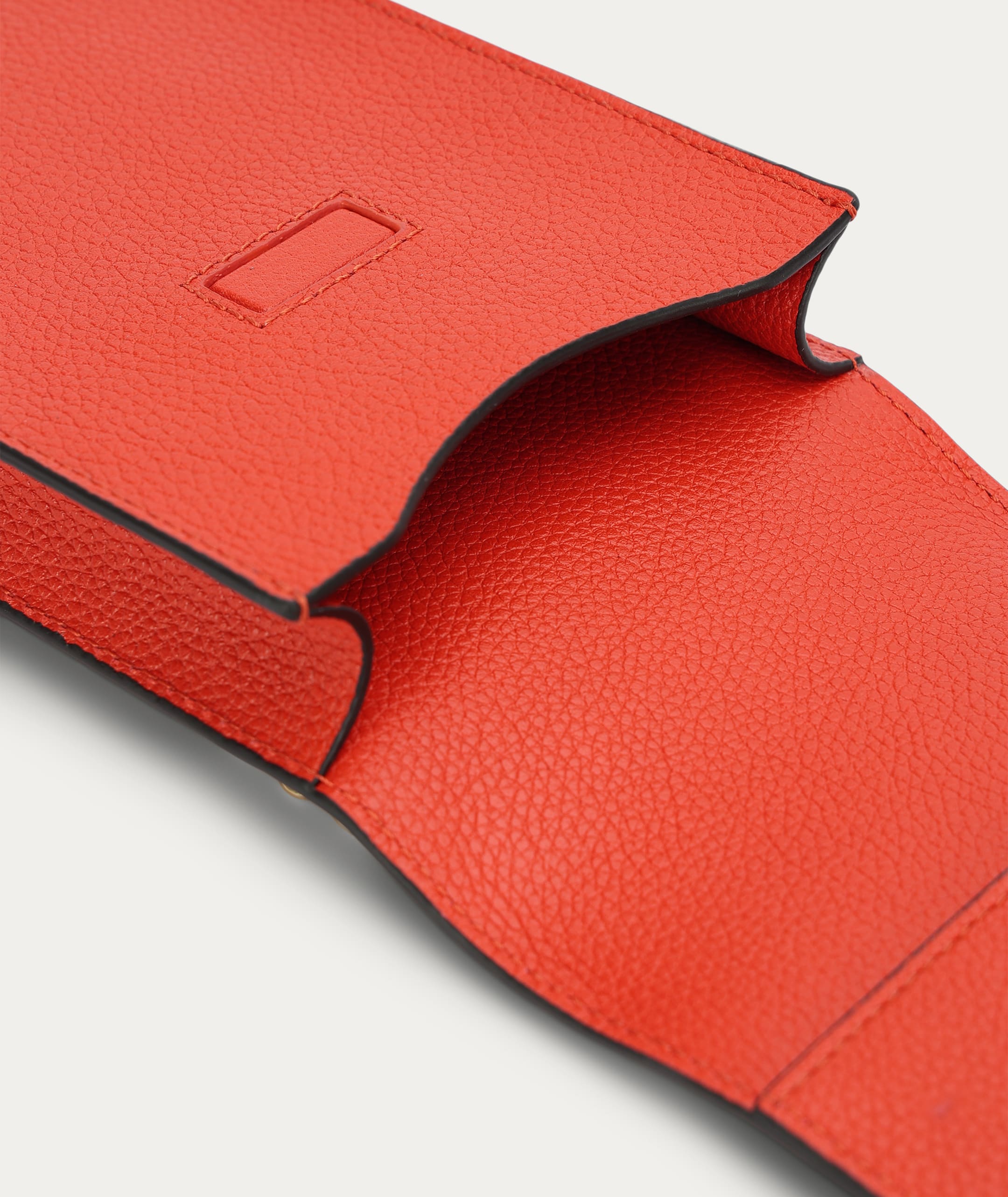 Poucheroo - Tamarillo