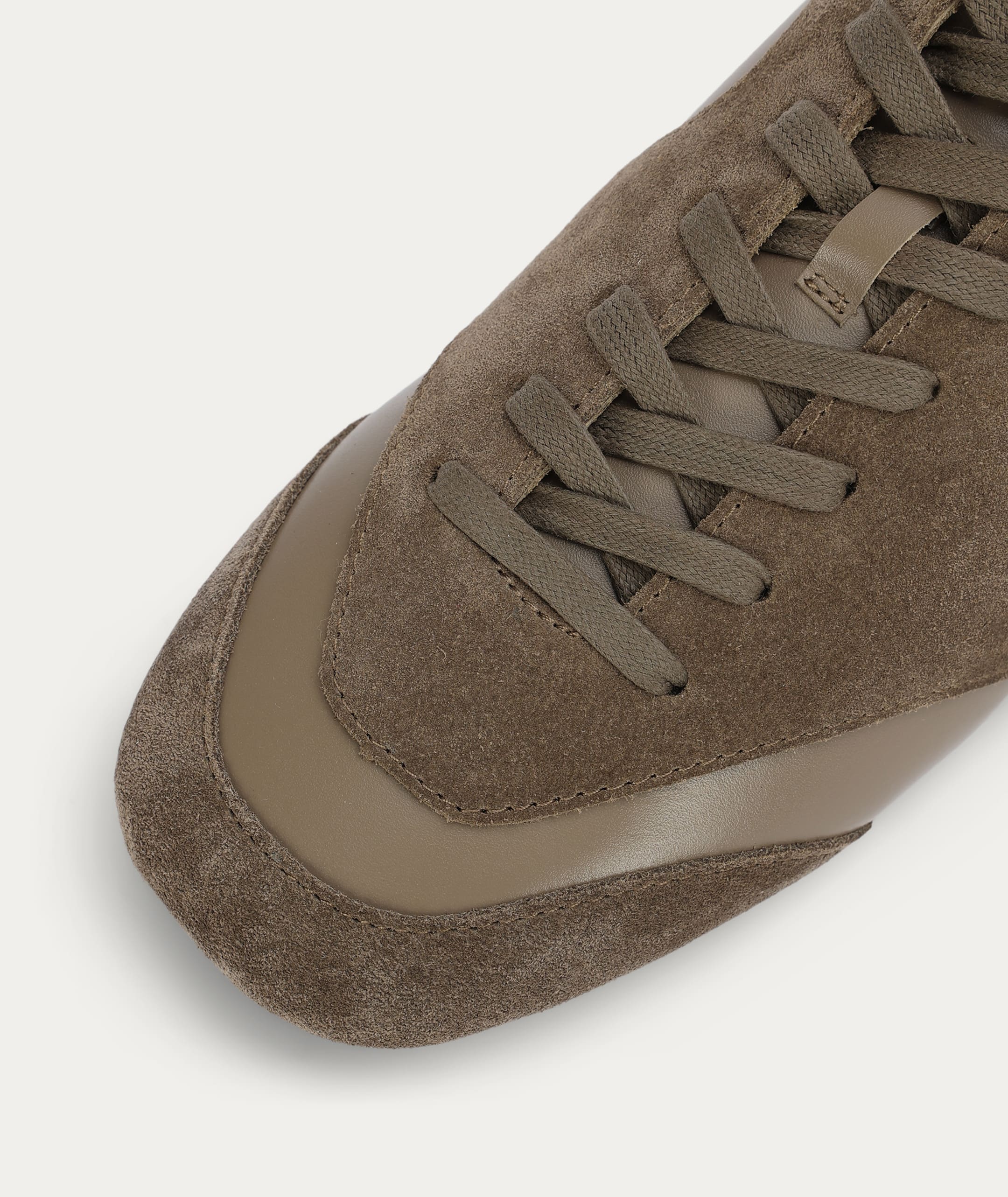 Road Rider - Donkey Suede