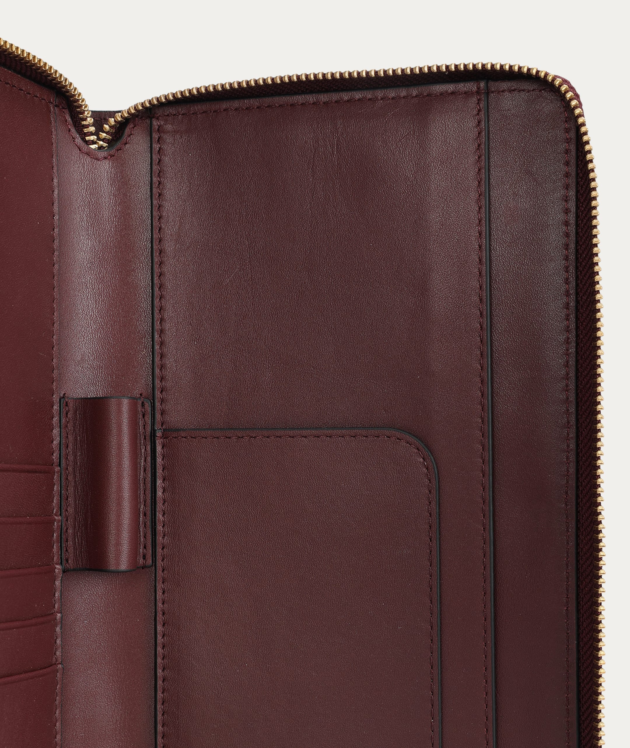 Travel Wallet - Radicchio