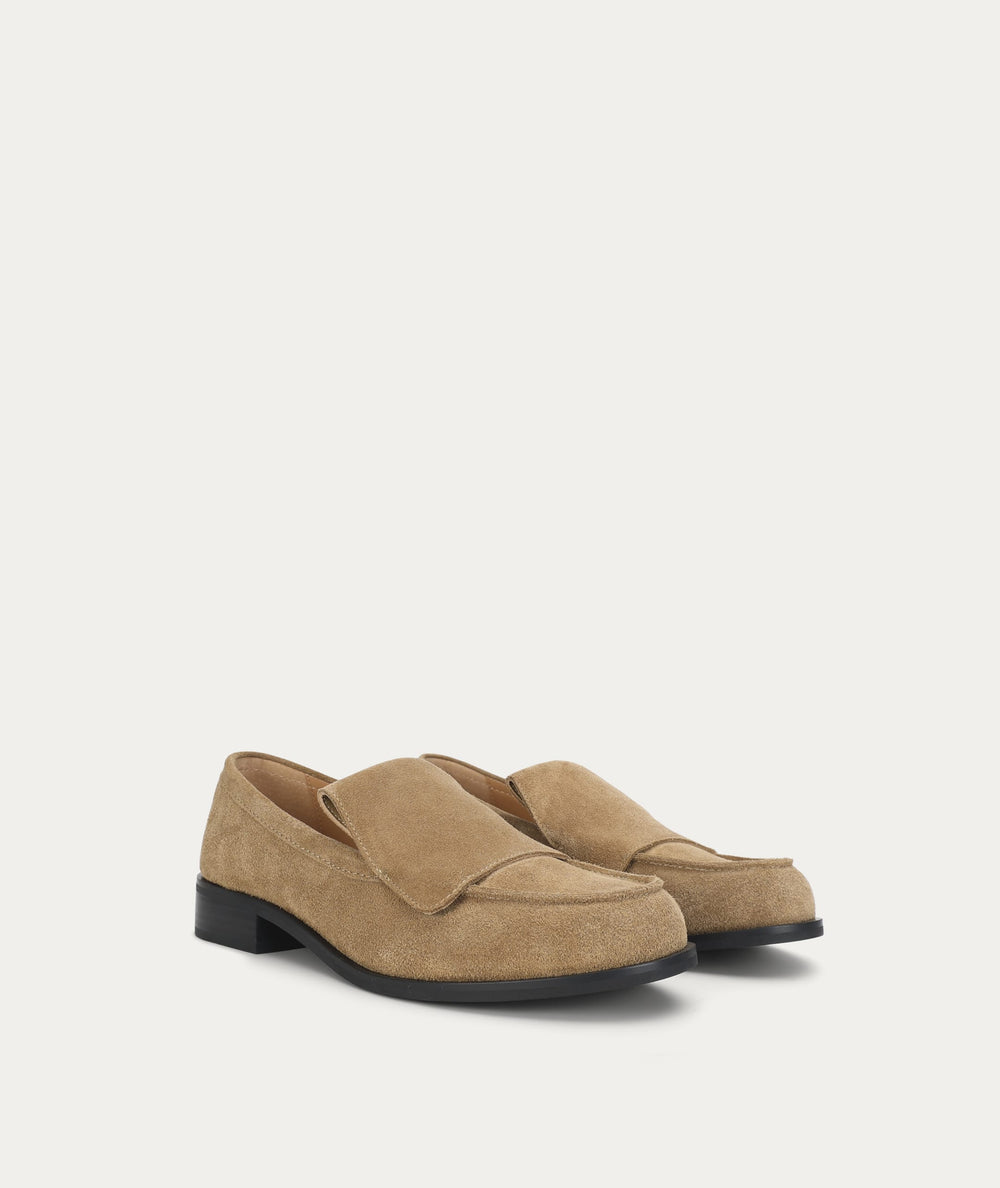 Uma Loafer - Oat Suede