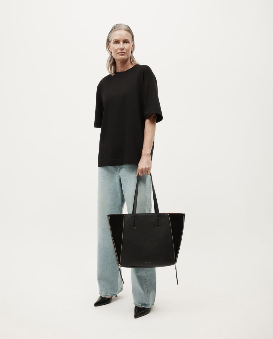 TOTE BAGS